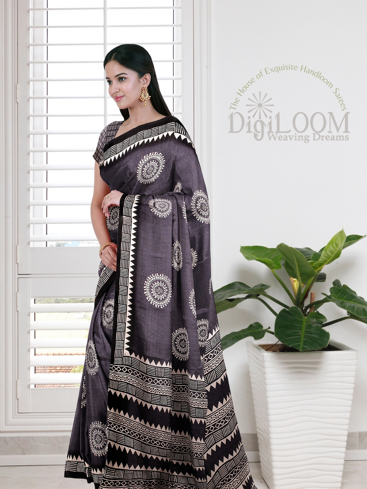 Gota Work Printed Exclusive Grey Soft Mulberry Silk Weaving Saree Vt000500,  6.3 m (with blouse piece) at Rs 1699.00/piece in Surat
